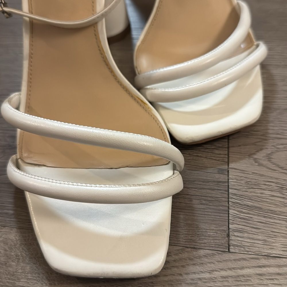Sam Edelman Kia Block Heel Sandals in bright white leather. Size 11 - Picture 7 of 15